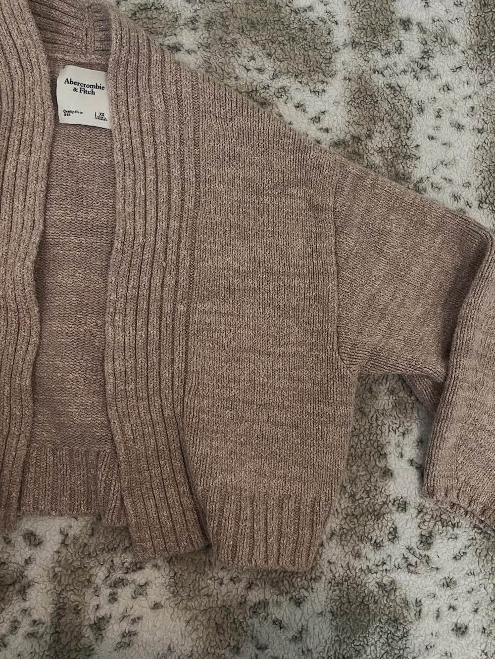 Abercrombie & fitch soft cardigan - Picture 3 of 4